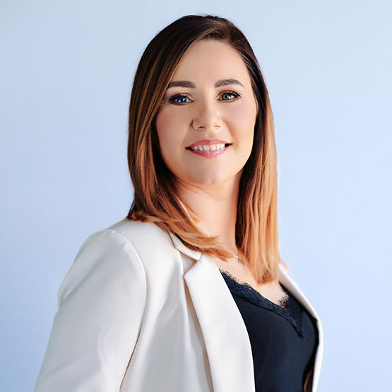 Justyna Cwalina - Agent Nieruchomości - Freedom