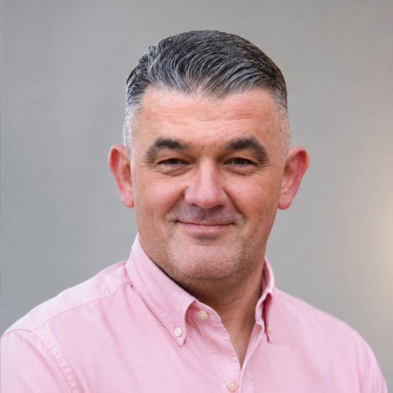Krzysztof Jarmoliński - Specjalista ds. sprzedaży nieruchomości. Broker ds. wynajmu nieruchomości. - Freedom