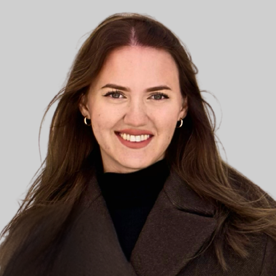 Julia Żabicka - Broker Nieruchomości - Freedom