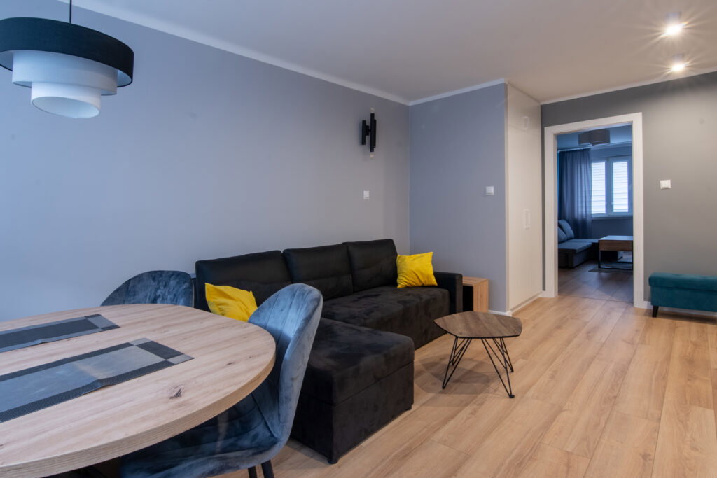 Na wynajem 3 pokojowe mieszkanie 46m2 os. Planty - zdjęcie 17
