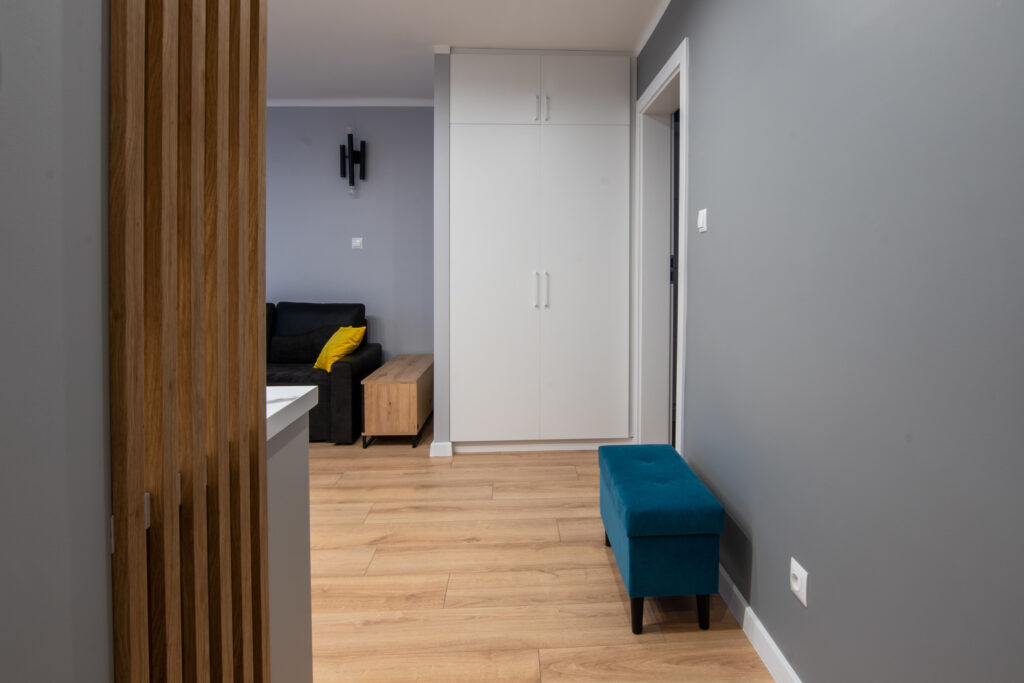 Na wynajem 3 pokojowe mieszkanie 46m2 os. Planty - zdjęcie 18