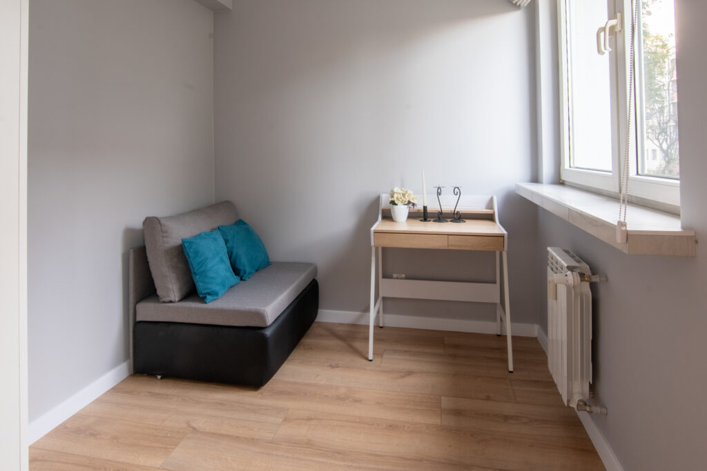 Na wynajem 3 pokojowe mieszkanie 46m2 os. Planty - zdjęcie 8