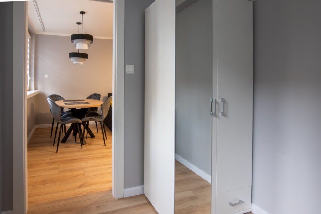 Na wynajem 3 pokojowe mieszkanie 46m2 os. Planty - zdjęcie 9