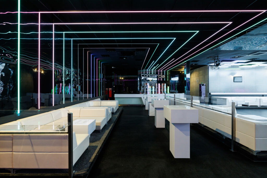 Klub muzyczny w pełni wyposażony z potencjałem - zdjęcie 17