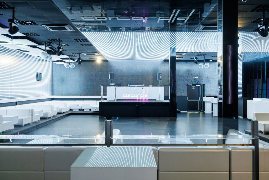 Klub muzyczny w pełni wyposażony z potencjałem - zdjęcie 15