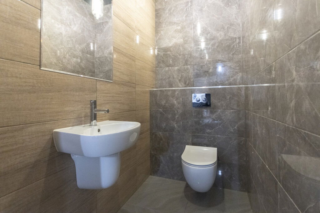 Budynek idealny pod Twoje plany - top lokalizacja! - zdjęcie 9