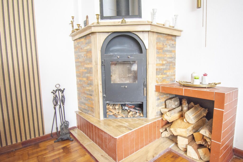 Mieszkanie 72 m² z garażem i lokalem użytkowym - zdjęcie 1