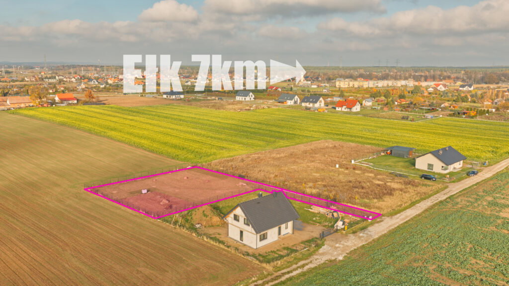Działka budowlana 1539 m² z warunkami zabudowy - zdjęcie 1