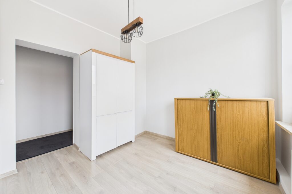 Na sprzedaż 2 pokoje  w Elblągu - zdjęcie 3