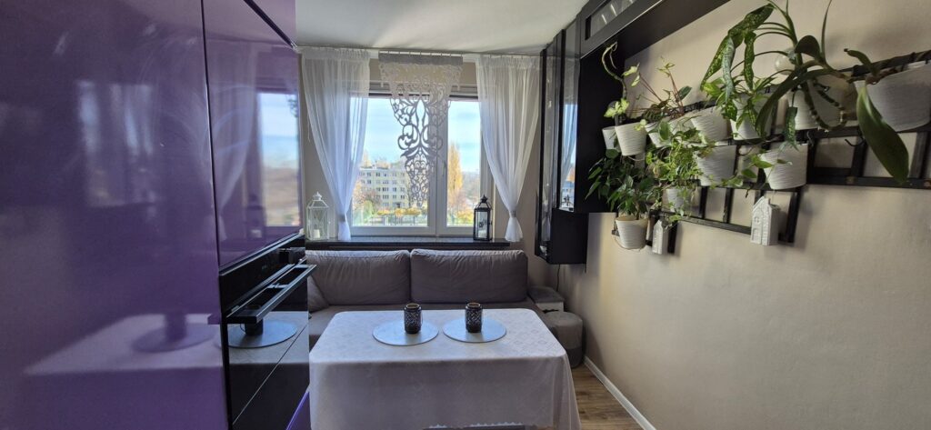 Przytulne dwa pokoje z garderobą na Sikorniku - zdjęcie 2