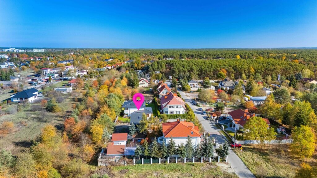 3-pokoje plus poddasze w Józefowie - zdjęcie 8