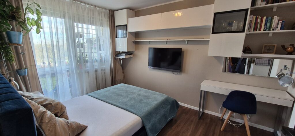 Przytulne dwa pokoje z garderobą na Sikorniku - zdjęcie 4