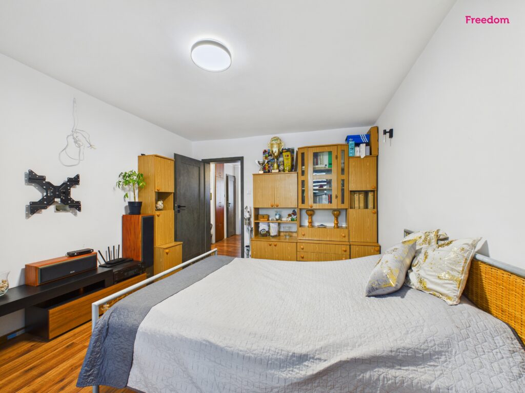 Na sprzedaż mieszkanie 4 pokojowe, 68m2. - zdjęcie 24