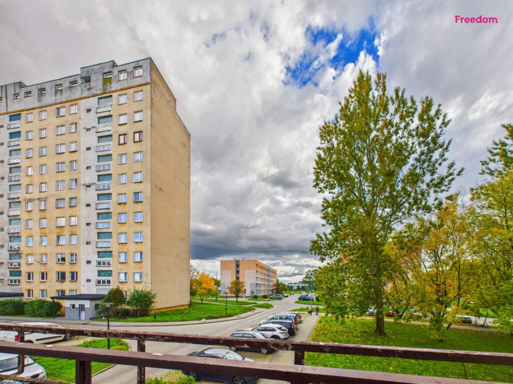 Na sprzedaż mieszkanie 4 pokojowe, 68m2. - zdjęcie 26