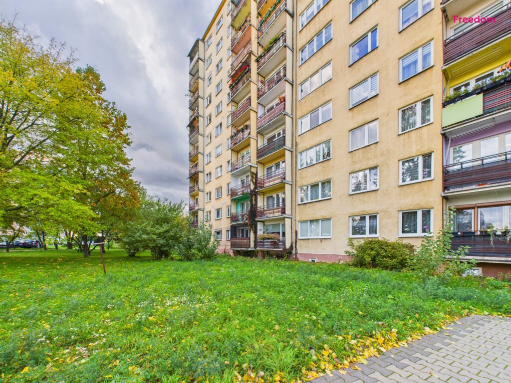 Na sprzedaż mieszkanie 4 pokojowe, 68m2. - zdjęcie 28