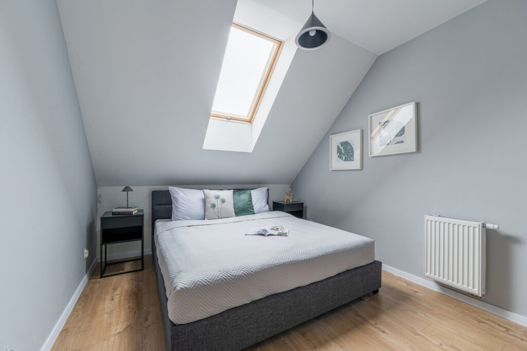 Lokal mieszkalny w budynku dwulokalowym, garaż - zdjęcie 8