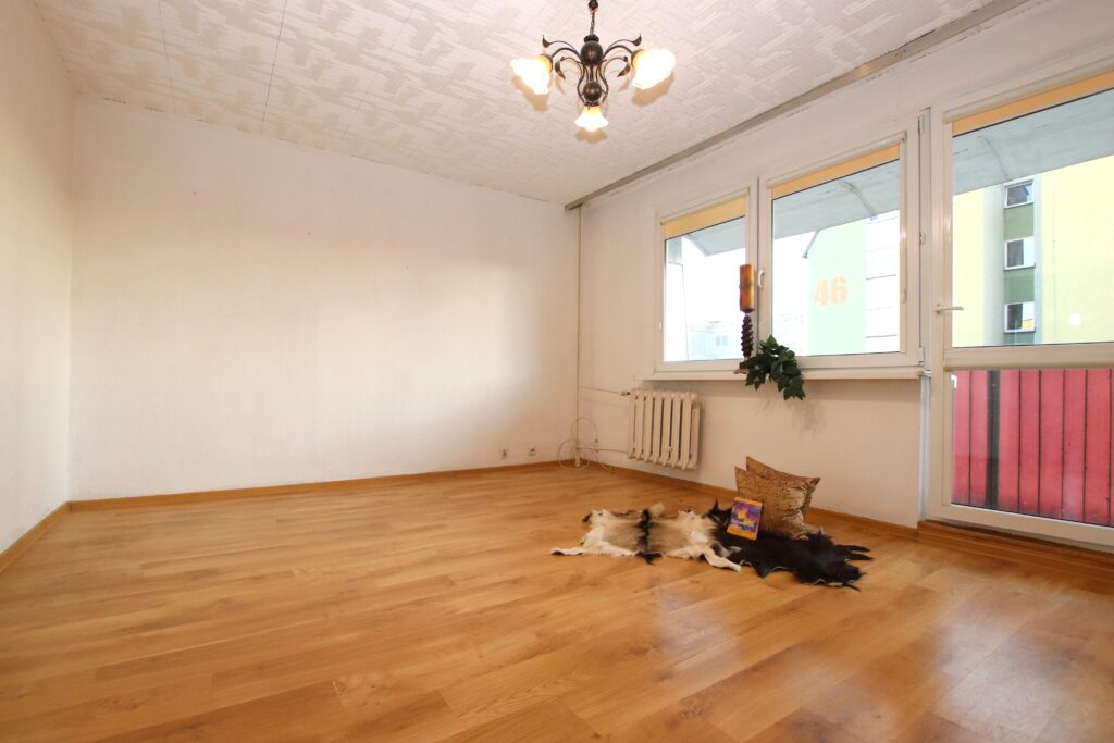 3 pokoje Koło – 2 piętro - zdjęcie 1