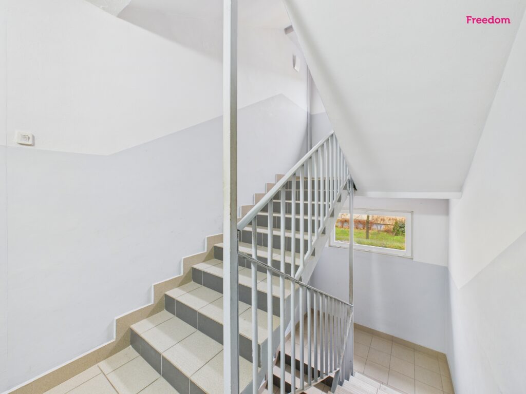 Do wynajęcia 3-pokojowe mieszkanie na Michałowie - zdjęcie 10