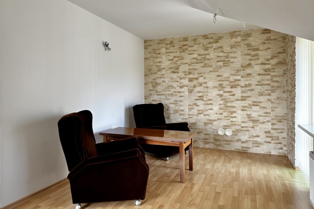 Duży dom z ogrodem w Bogucinie, 233 m² - zdjęcie 32