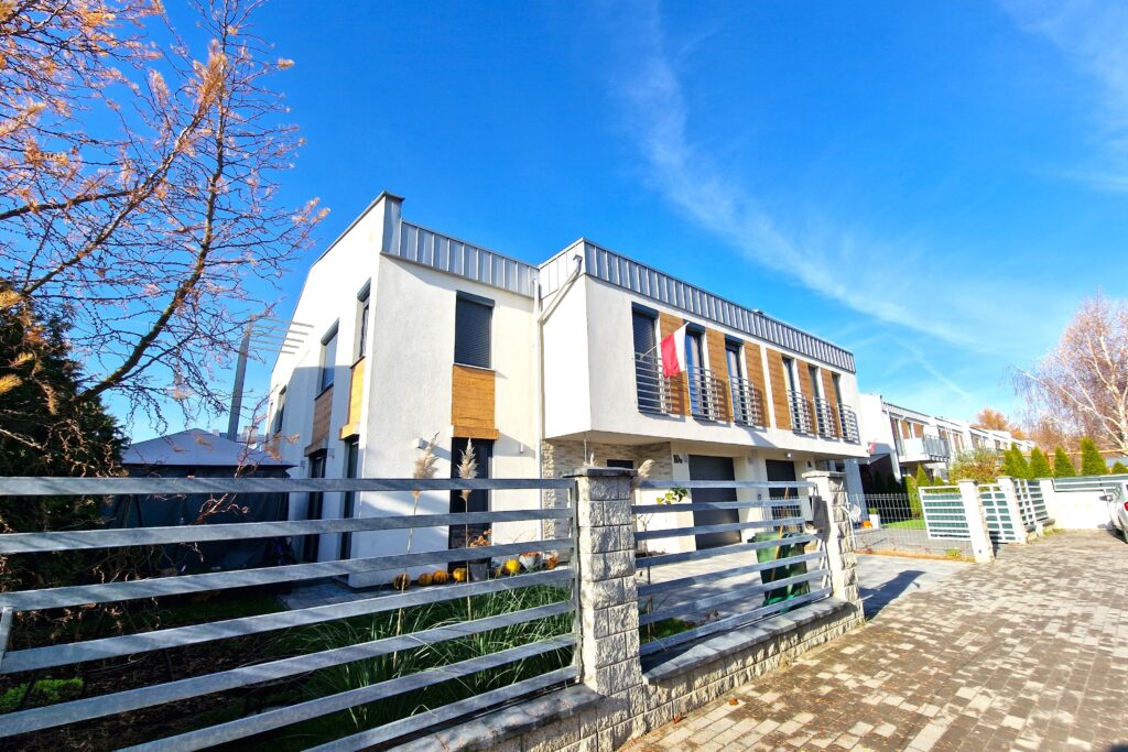 Nowoczesny dom 120,64m2– Osiedle Francuska - zdjęcie 1