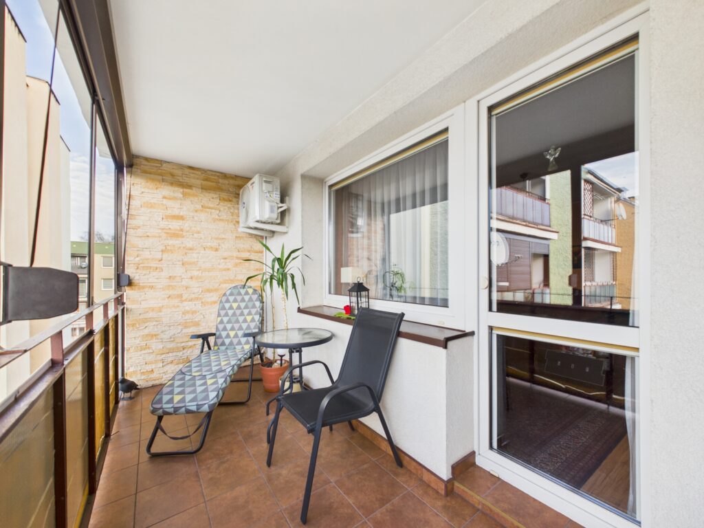 4-pokoje, duży balkon, klimatyzacja - zdjęcie 11