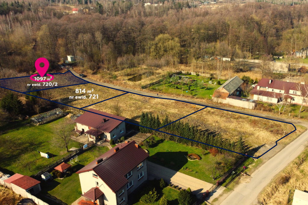 Działka budowlana z warunkami zabudowy 1106 m² - zdjęcie 4