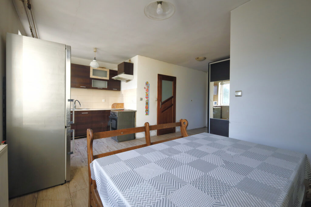 Dom z potencjałem w Iławie – 5 pokoi i ogród - zdjęcie 6