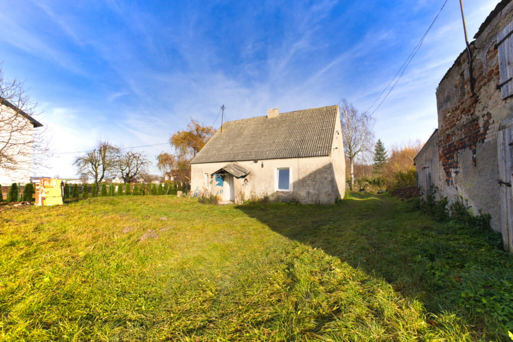 Dom w Złotowie z działką 0,89 ha - zdjęcie 7