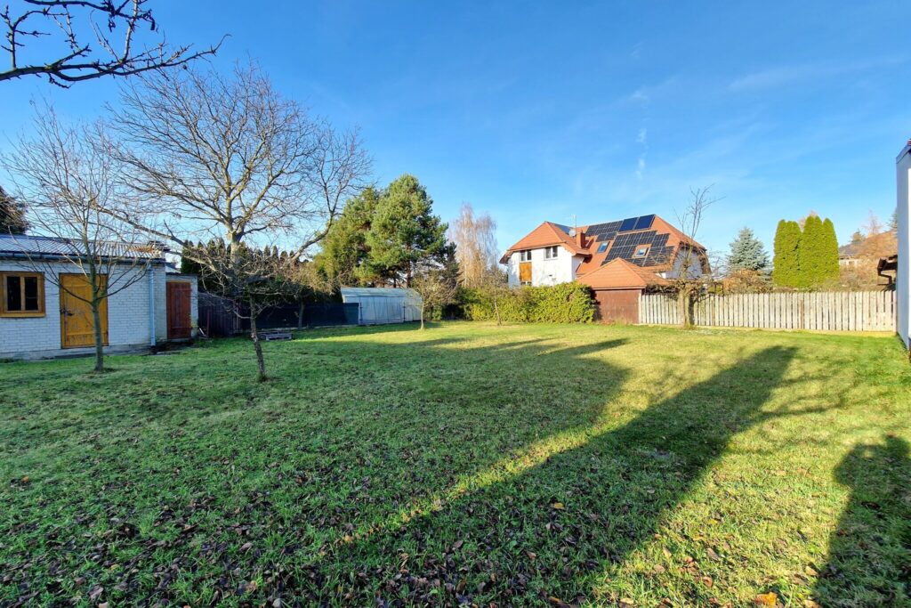 Duża działka 1000 m2 z domem blisko AWF i centrum - zdjęcie 3