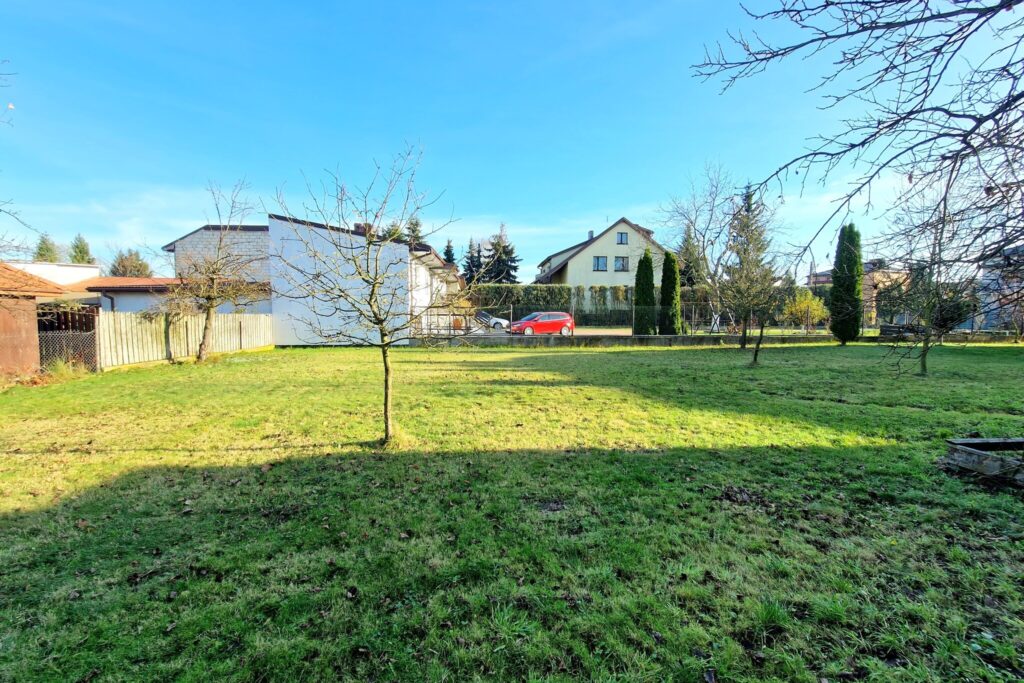 Duża działka 1000 m2 z domem blisko AWF i centrum - zdjęcie 8