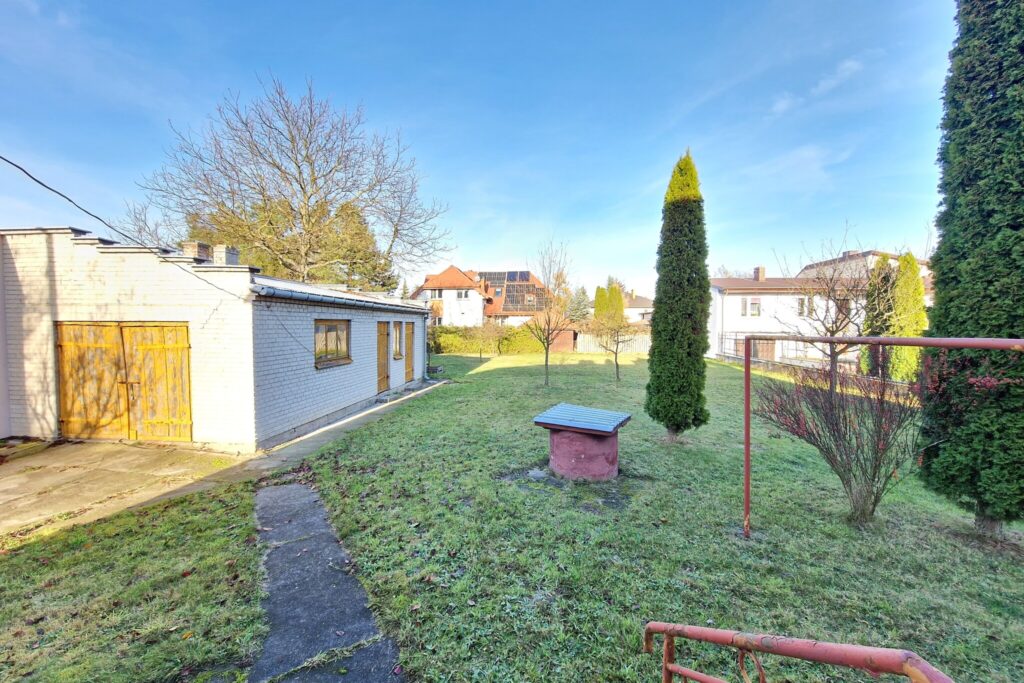 Duża działka 1000 m2 z domem blisko AWF i centrum - zdjęcie 10