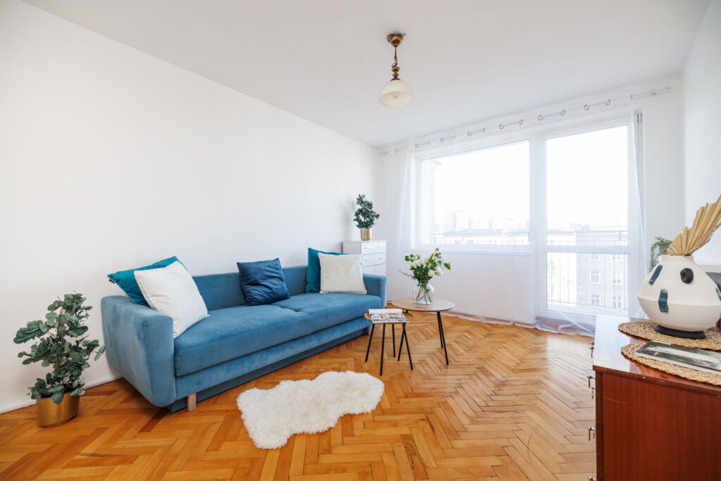 Kawalerka w sercu Gdyni, ul. Świętojańska 12; 32m2 - zdjęcie 2