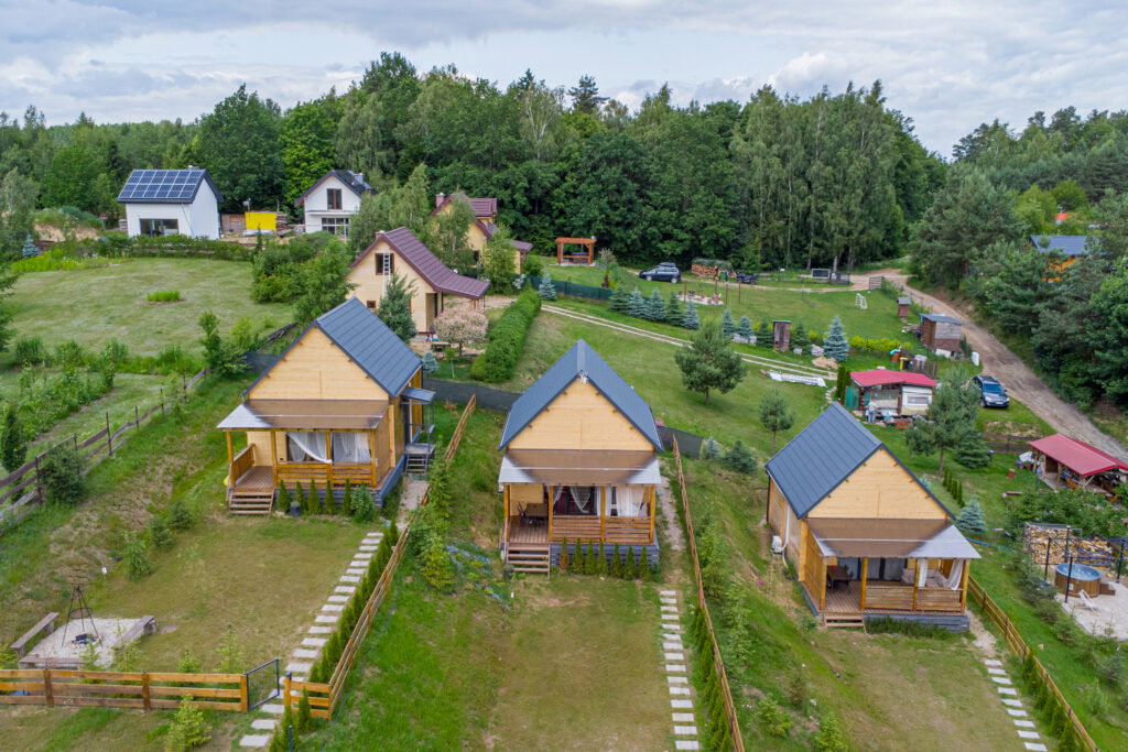 Gotowy biznes 6 nowych domów na Mazurach na wynajm - zdjęcie 3