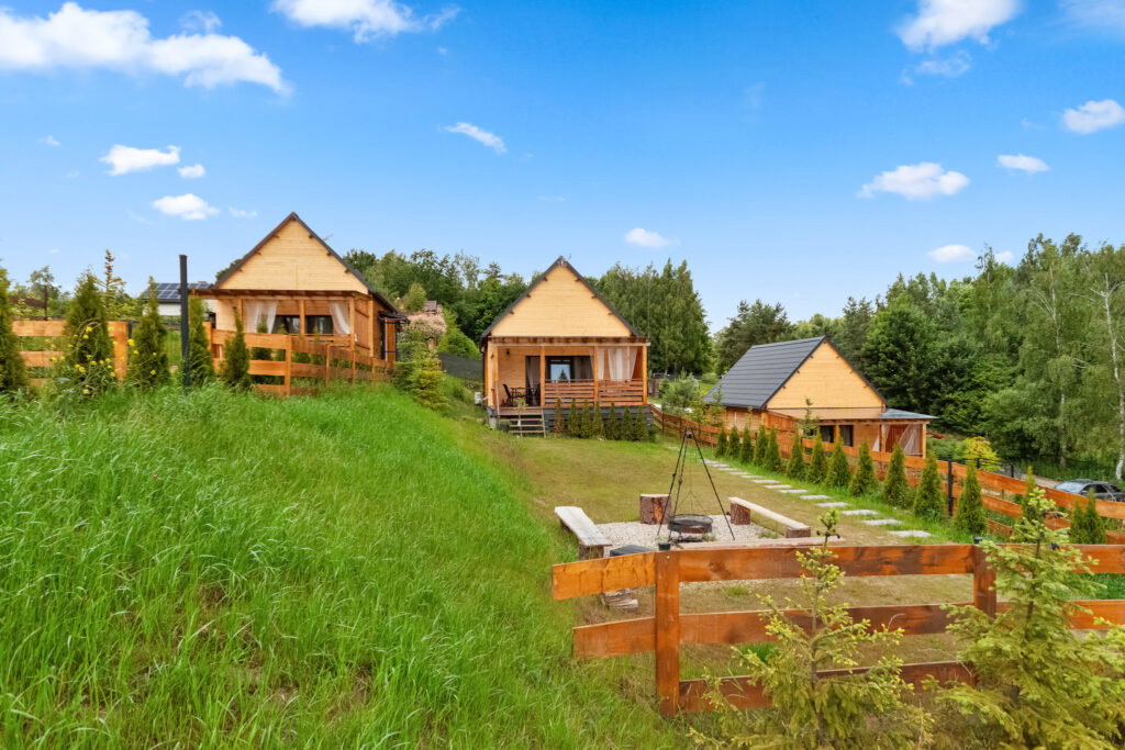 Gotowy biznes 6 nowych domów na Mazurach na wynajm - zdjęcie 4