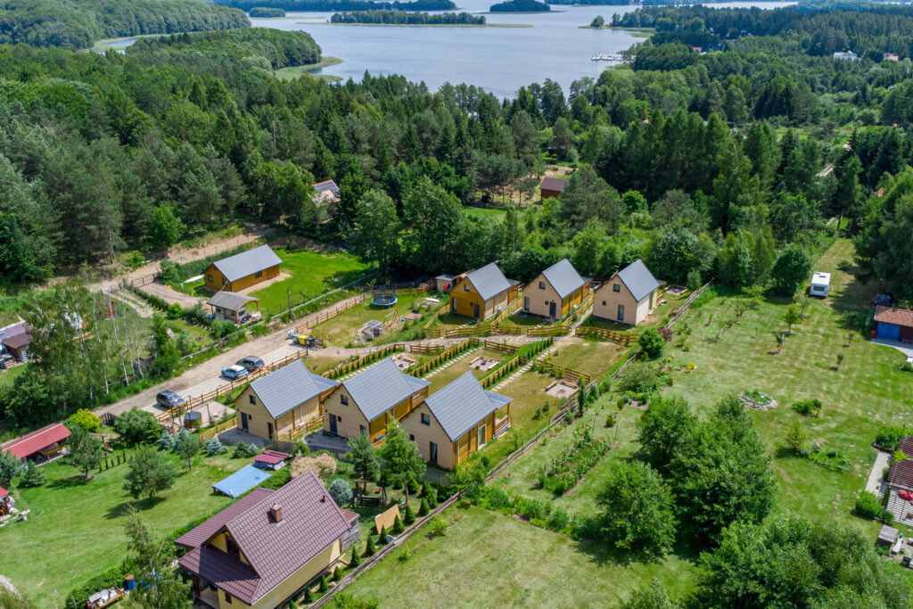 Gotowy biznes 6 nowych domów na Mazurach na wynajm - zdjęcie 22