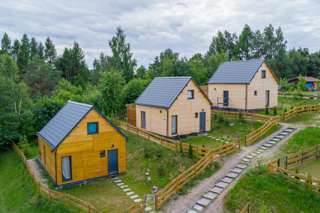 Gotowy biznes 6 nowych domów na Mazurach na wynajm - zdjęcie 29
