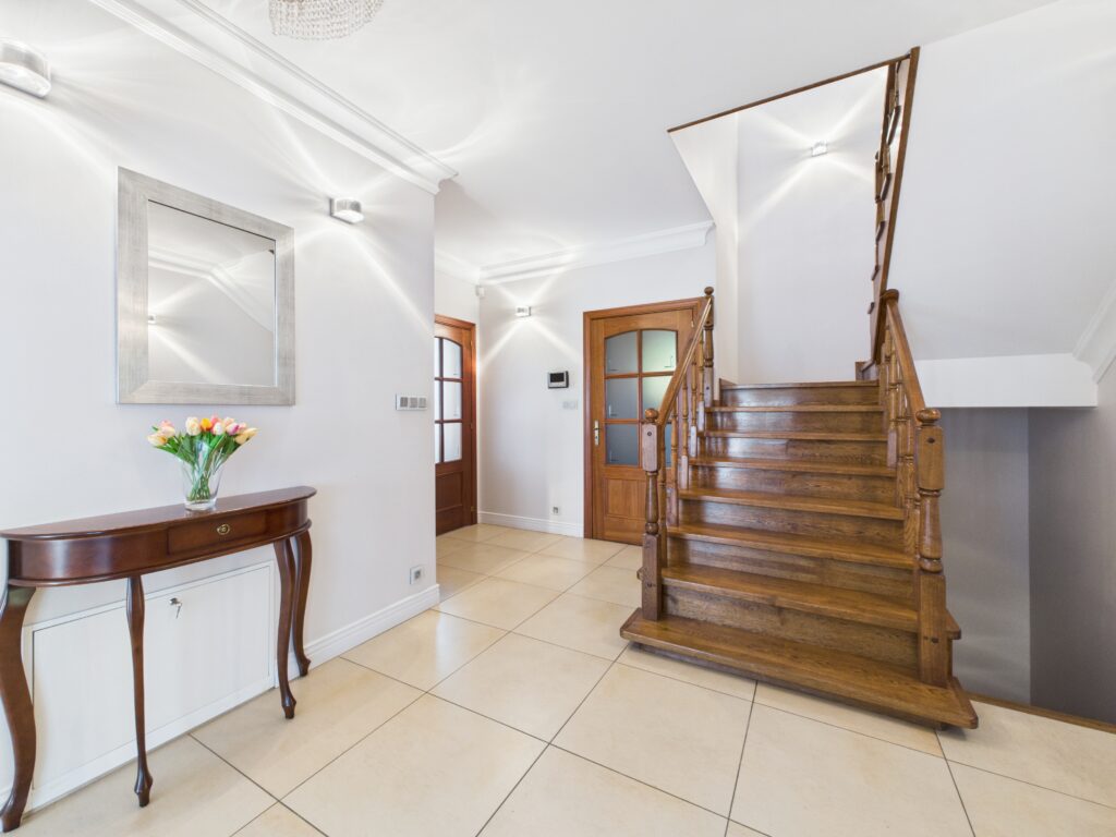 Komfortowy dom w Olsztynie 6 pokoi, sauna, taras - zdjęcie 2