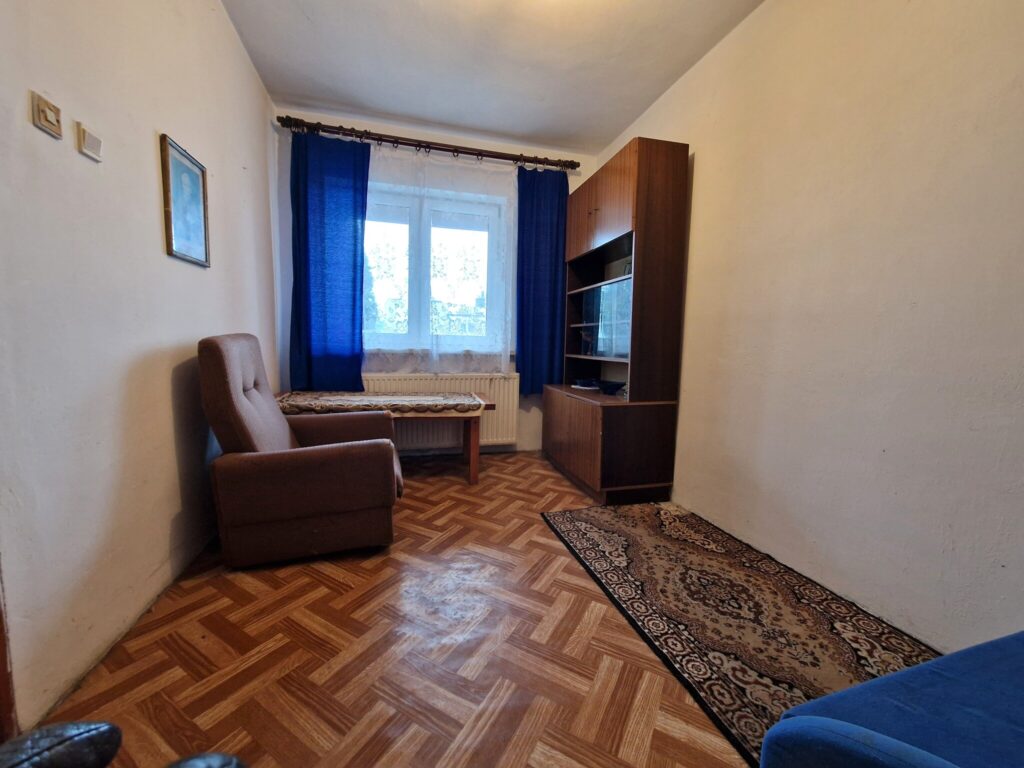 DOM na duzej działce 53 ARY z domem i WZ - zdjęcie 6