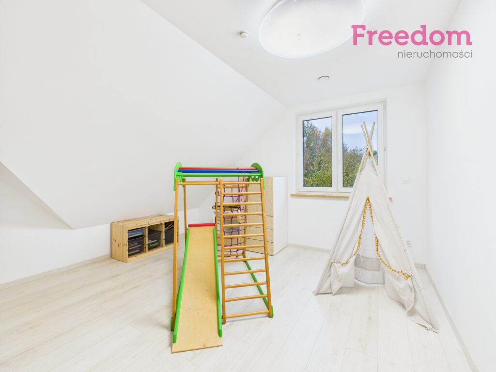 Nowoczesny dom dla rodziny - zdjęcie 10