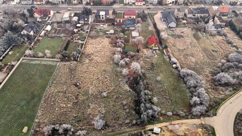 Duża działka z domem w centrum Gostynia - zdjęcie 8
