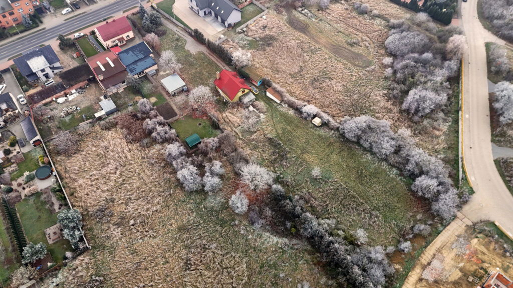 Działka przy Drodze do Klasztoru Gostyń - zdjęcie 1