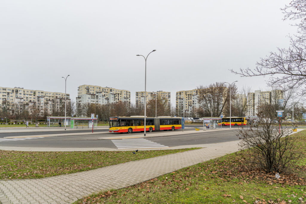 3 pokoje, 2 poziomy, Metro, balkon, parking. - zdjęcie 40