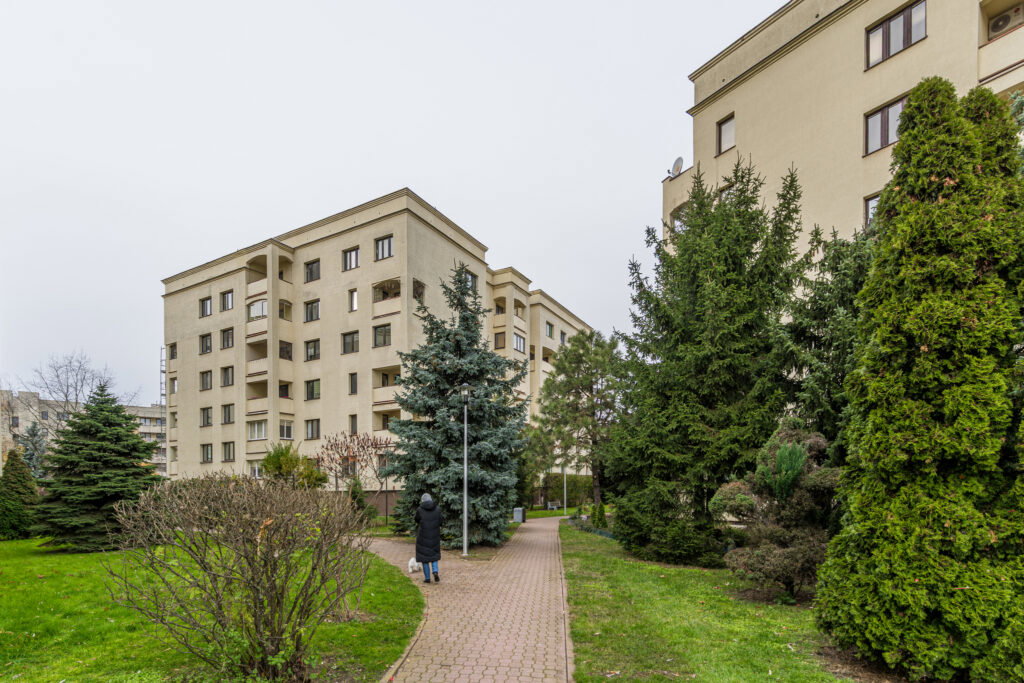 3 pokoje, 2 poziomy, Metro, balkon, parking. - zdjęcie 30