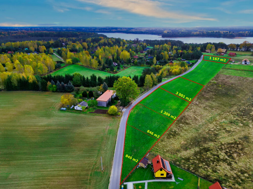 Na sprzedaż działka budowlana blisko jeziora - zdjęcie 4