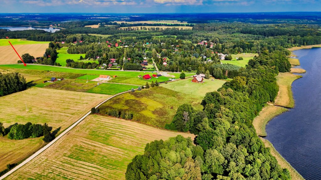 Na sprzedaż działka budowlana blisko jeziora - zdjęcie 8