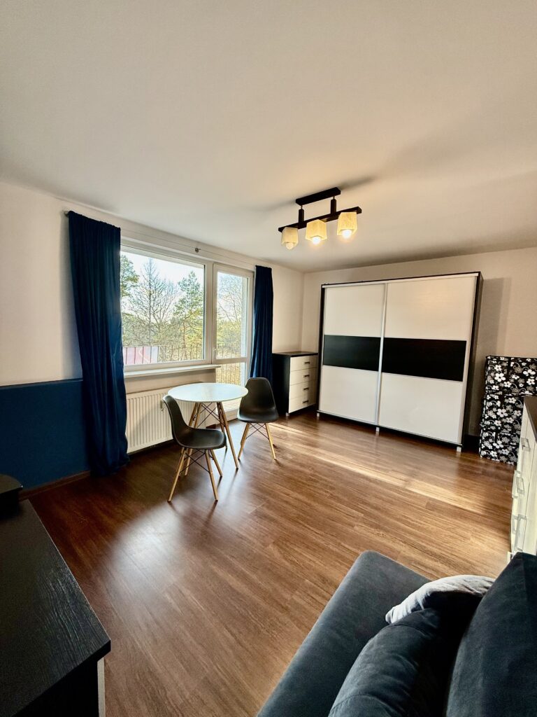 Dwupokojowe mieszkanie z balkonem piękna okolica - zdjęcie 2