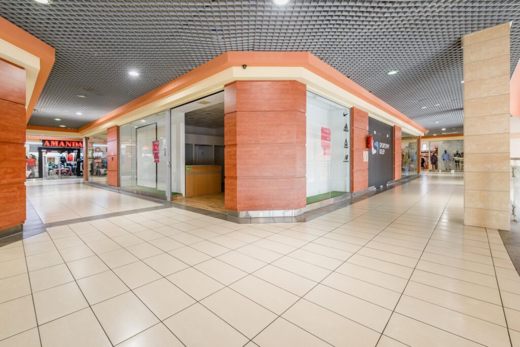 Lokal w galerii handlowej na sprzedaż - zdjęcie 5