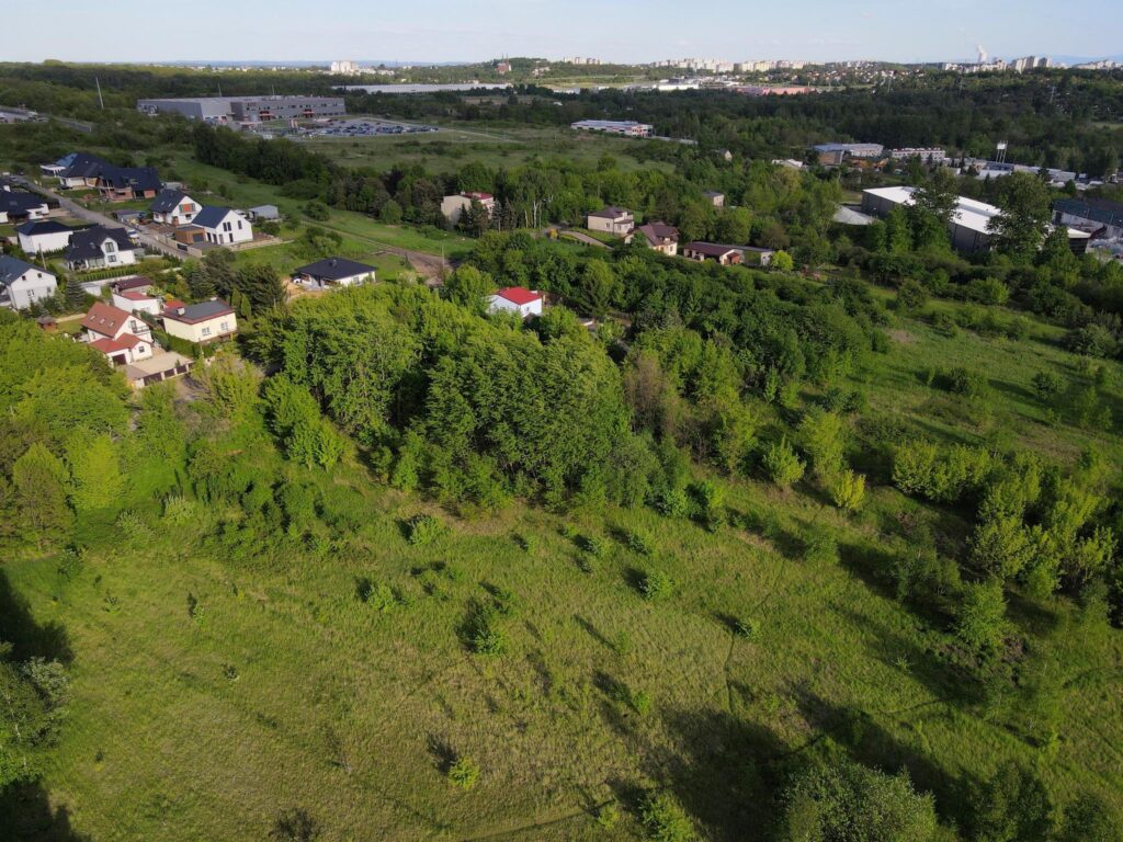 Teren inwestycyjny przy ul. Rutki Laskier - zdjęcie 6