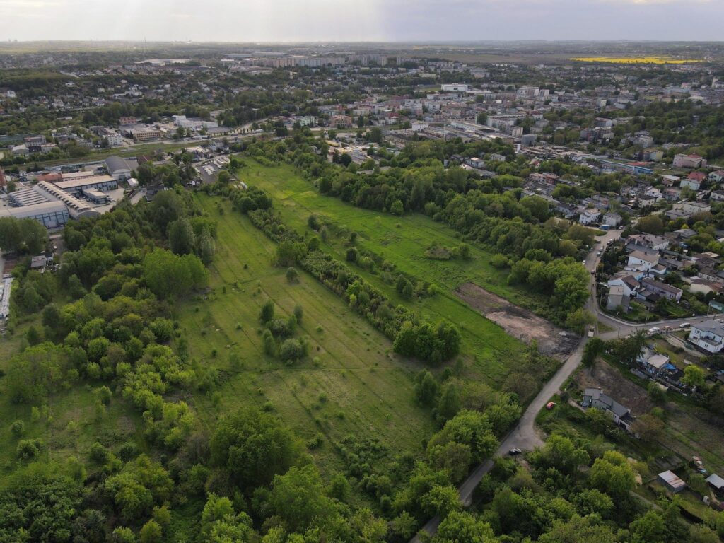Teren inwestycyjny przy ul. Rutki Laskier - zdjęcie 2