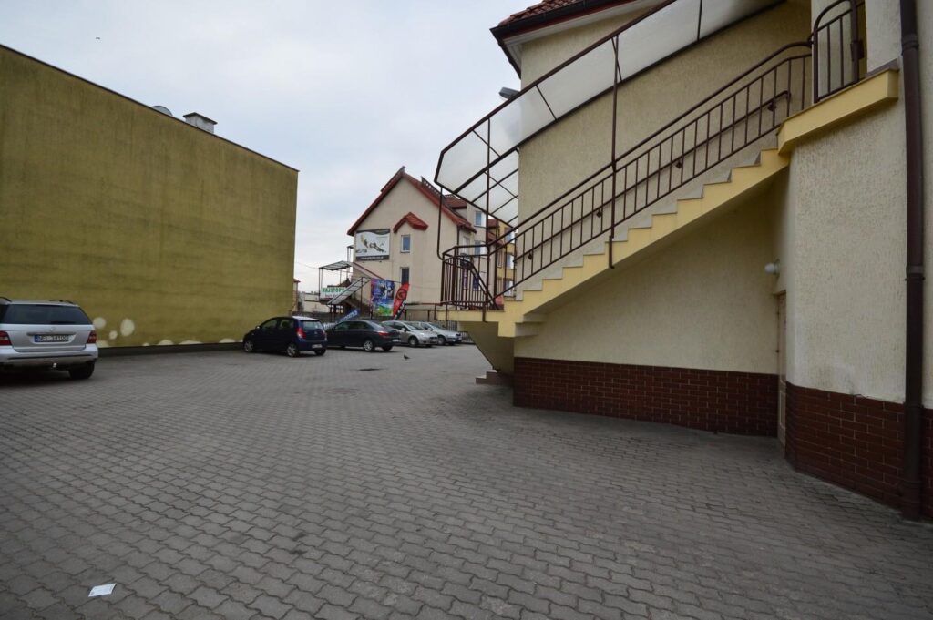 Lokal na parterze w centrum Ełku - zdjęcie 12